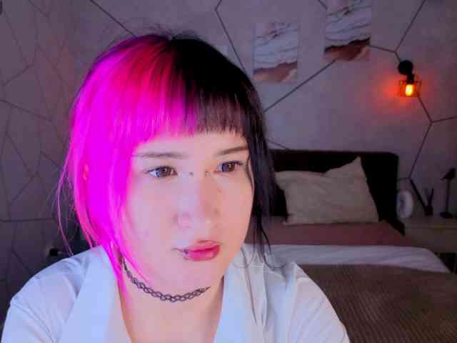 Ekimmj-age webcam