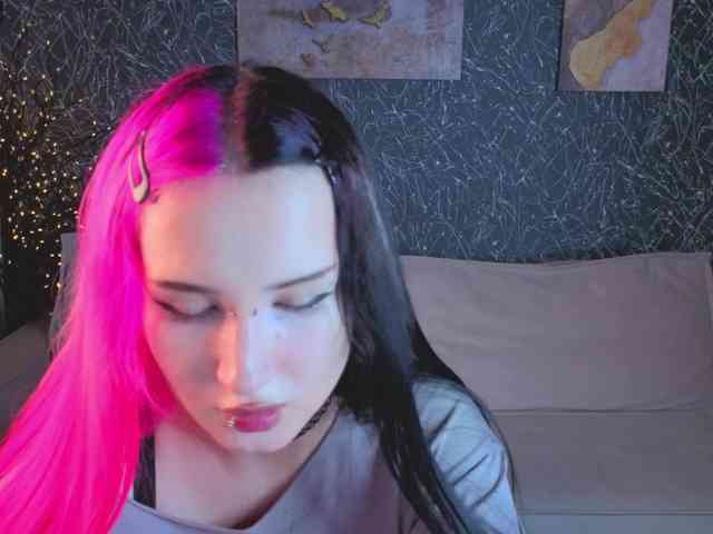 Ekimmj-age webcam