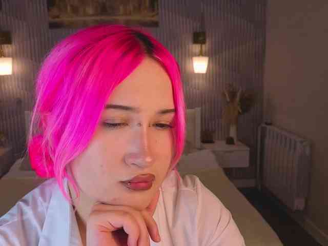 Ekimmj-age webcam