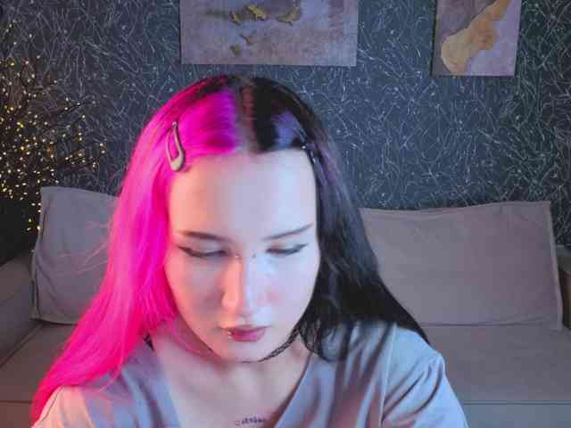 Ekimmj-age webcam