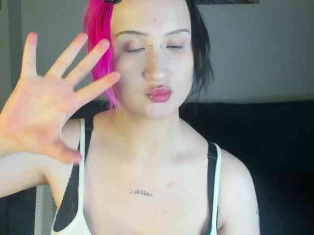 Ekimmj-age webcam
