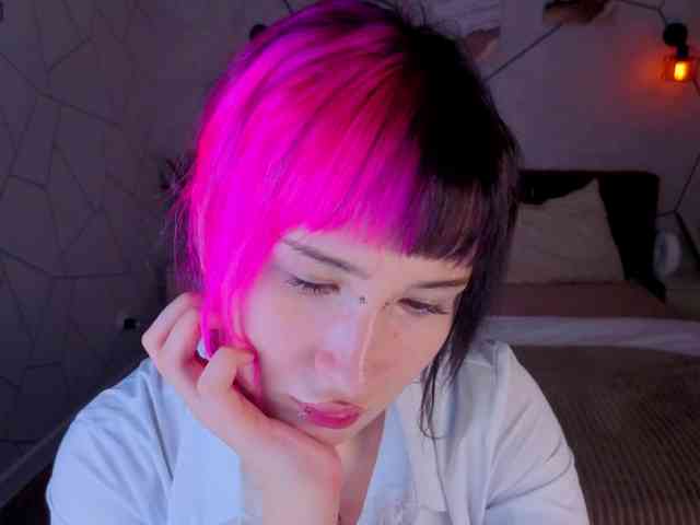 Ekimmj-age webcam