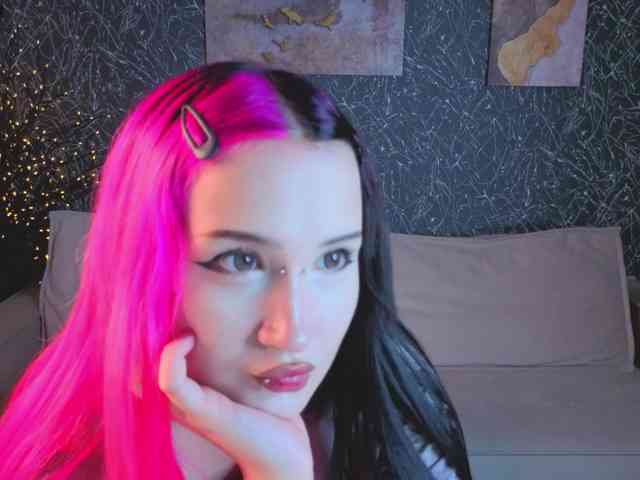 Ekimmj-age webcam