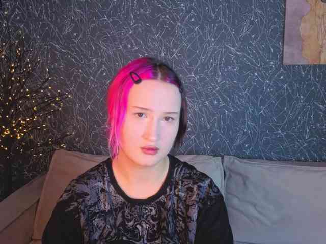 Ekimmj-age webcam