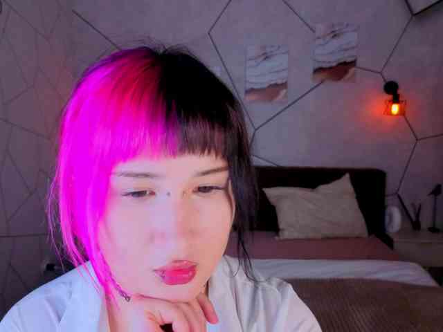 Ekimmj-age webcam