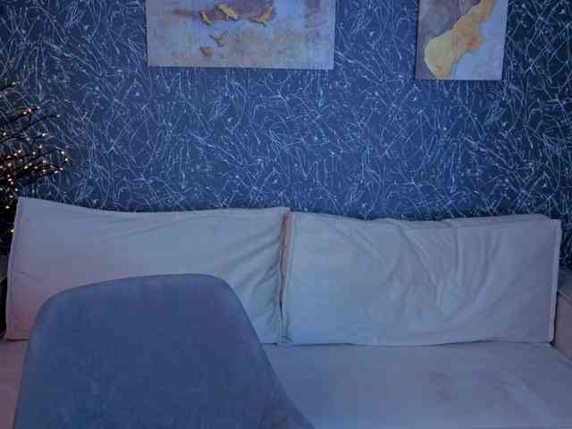 Ekimmj-age Live Webcam on BongaCams