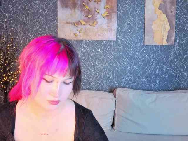 Ekimmj-age Live Webcam on BongaCams
