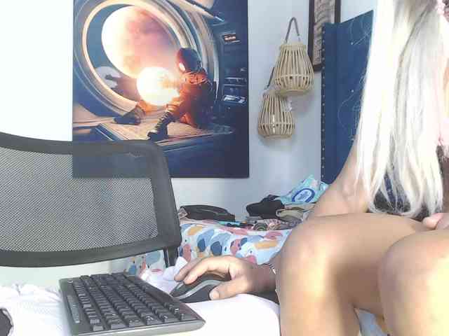 hotChantal2 Sex Cam Show