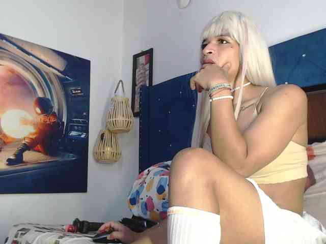 hotChantal2 Sex Cam Show