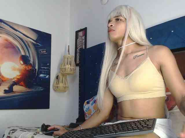 hotChantal2 Sex Cam Show