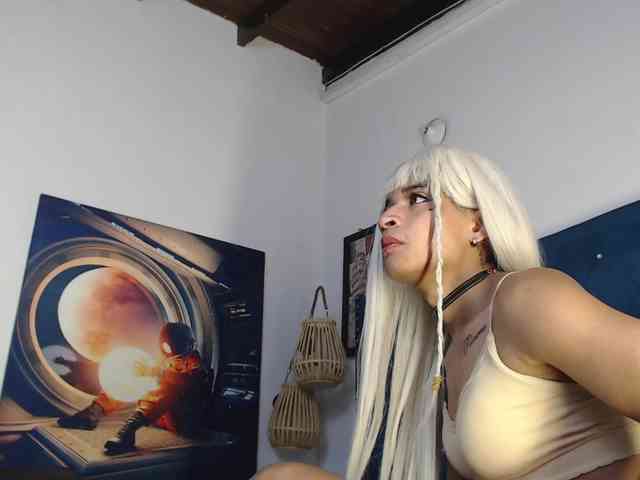 hotChantal2