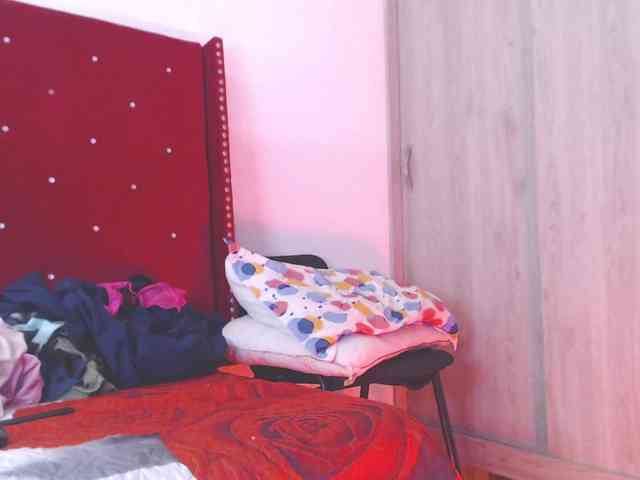 hotChantal2 Live Webcam on BongaCams