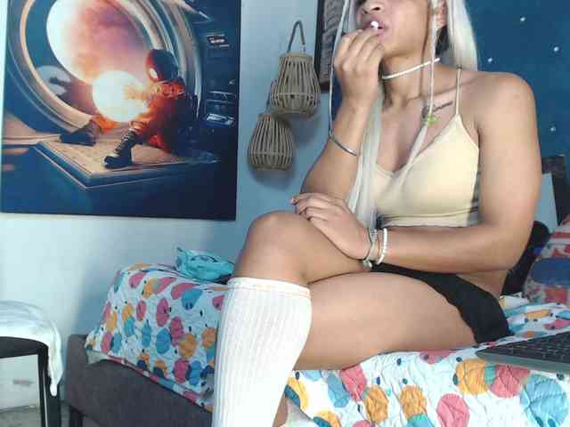 hotChantal2 Sex Cam Show