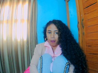 prettygirls11's Live Webcam
