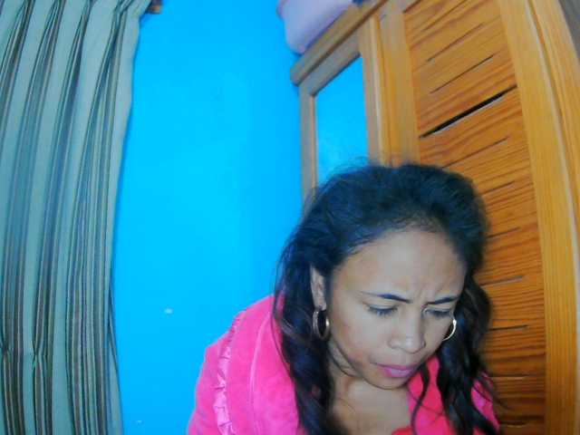 prettygirls11 live cam on BongaCams