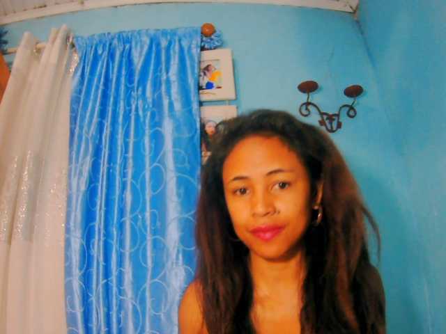 prettygirls11 live cam on BongaCams
