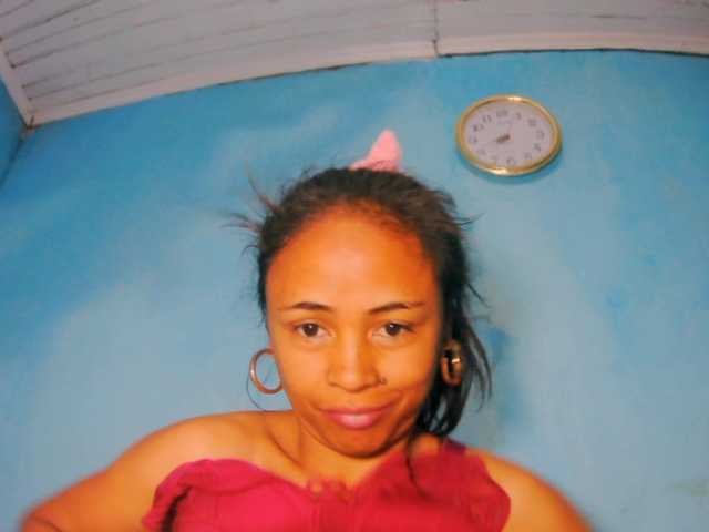 prettygirls11 live cam on BongaCams