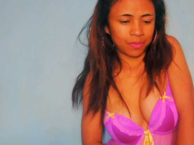 prettygirls11 live cam on BongaCams