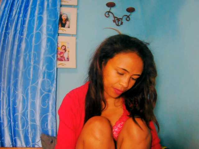 prettygirls11 live cam on BongaCams