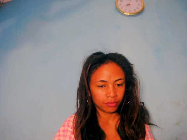 prettygirls11 live cam on BongaCams