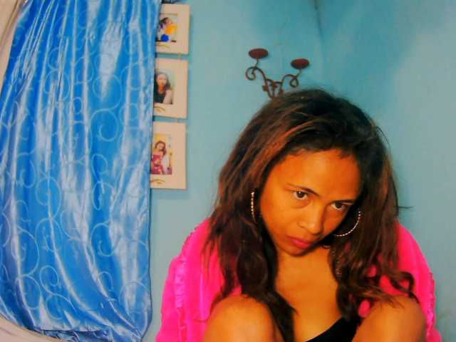 prettygirls11 live cam on BongaCams