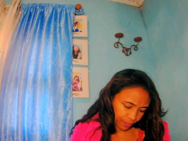 prettygirls11 live cam on BongaCams