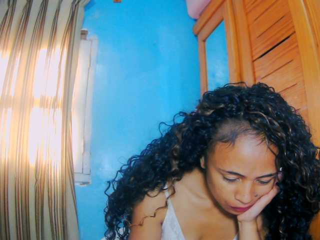 prettygirls11 live cam on BongaCams