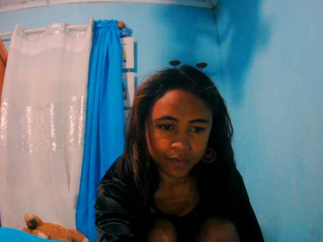 prettygirls11 live cam on BongaCams
