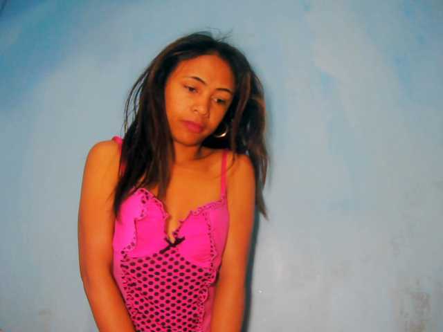 prettygirls11 live cam on BongaCams