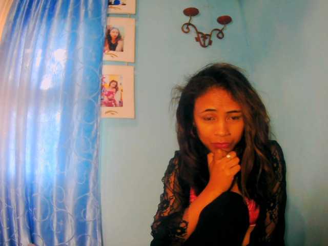 prettygirls11 live cam on BongaCams