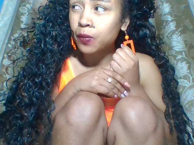 prettygirls11 live cam on BongaCams
