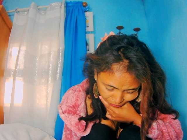prettygirls11 live cam on BongaCams