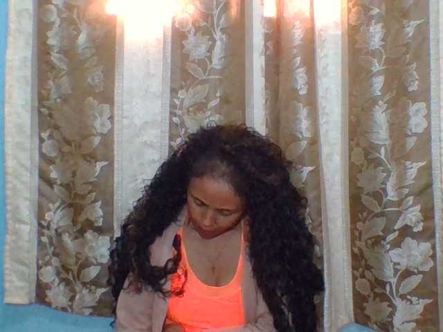 prettygirls11 live cam on BongaCams