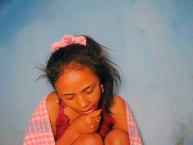 prettygirls11 live cam on BongaCams