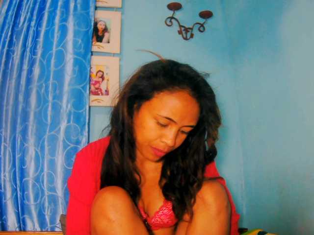 prettygirls11 live cam on BongaCams