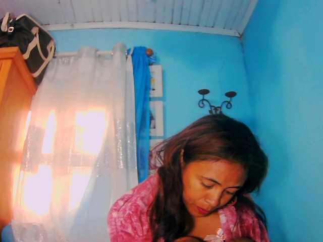 prettygirls11 live cam on BongaCams