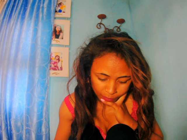 prettygirls11 live cam on BongaCams