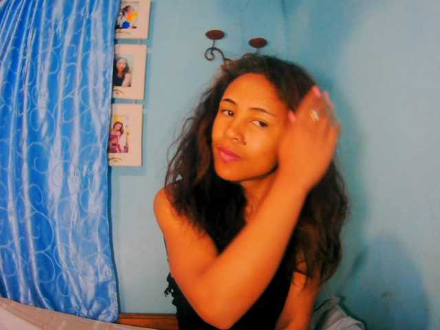 prettygirls11 live cam on BongaCams