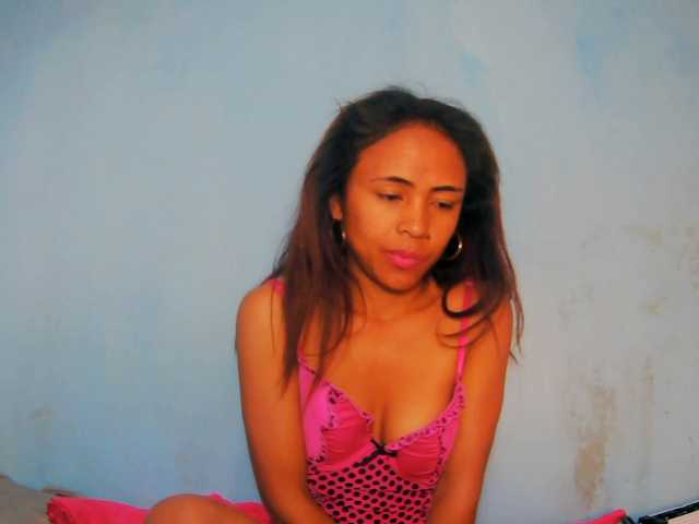 prettygirls11 live cam on BongaCams