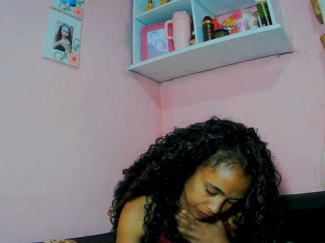 prettygirls11 live cam on BongaCams