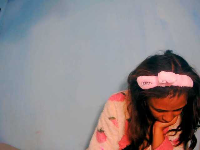 prettygirls11 live cam on BongaCams