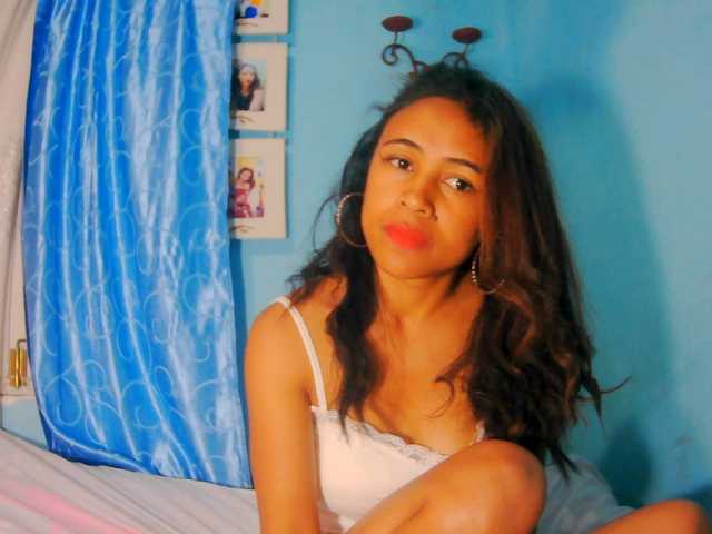 prettygirls11 live cam on BongaCams