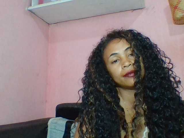prettygirls11 live cam on BongaCams