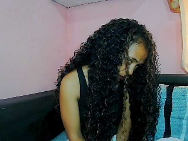 prettygirls11 live cam preview