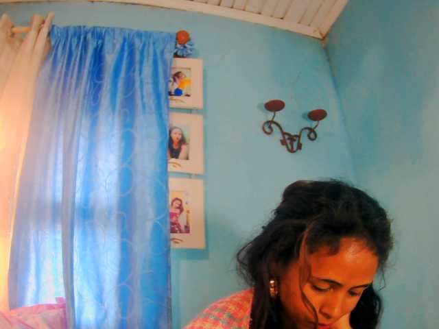 prettygirls11 live cam on BongaCams