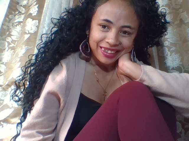 prettygirls11, en vivo ahora en BongaCams