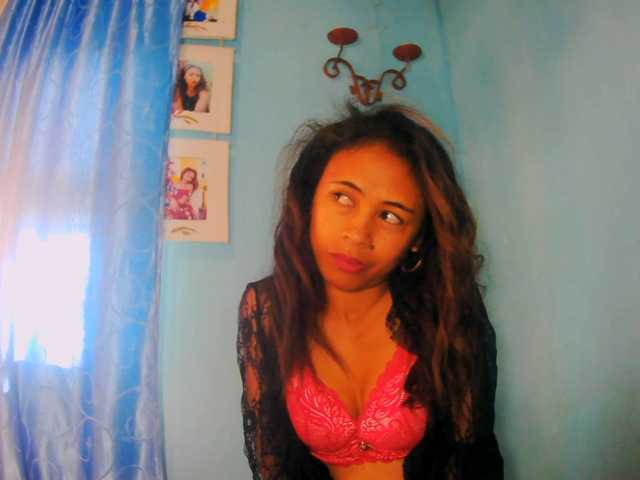 prettygirls11 live cam on BongaCams
