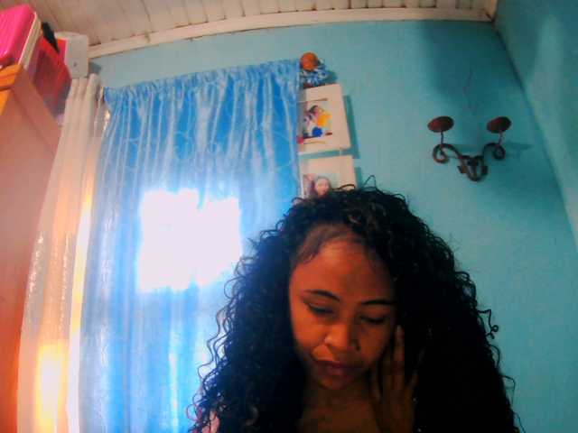 prettygirls11 live cam on BongaCams