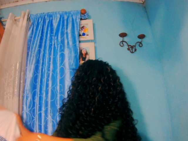 prettygirls11 live cam on BongaCams