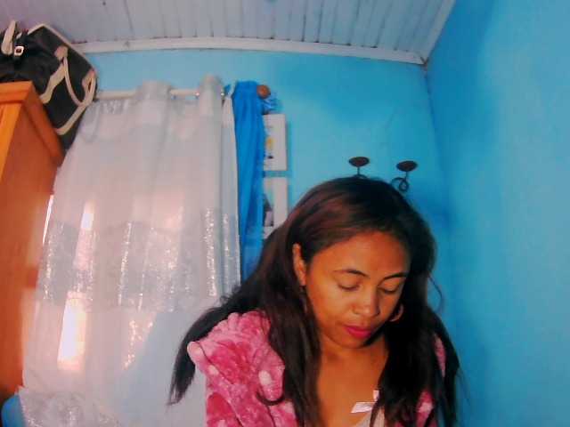 prettygirls11 live cam on BongaCams